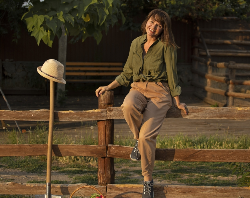 Olive green top with brown pants